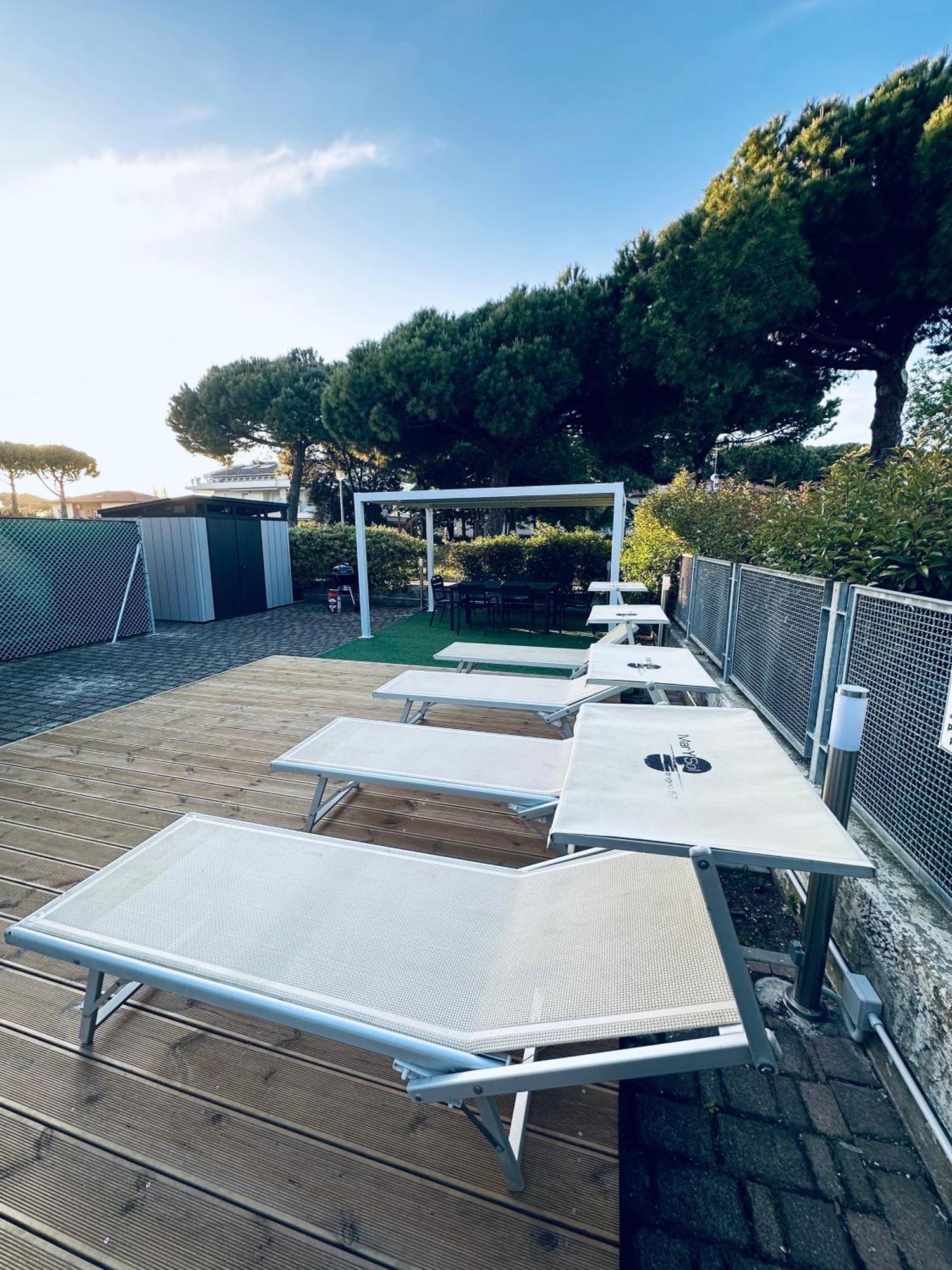 Nettuno By Casecasadei Cervia Exteriör bild